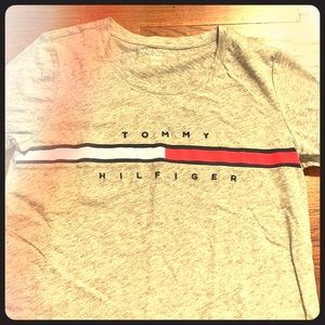 Tommy hilfigler shirt